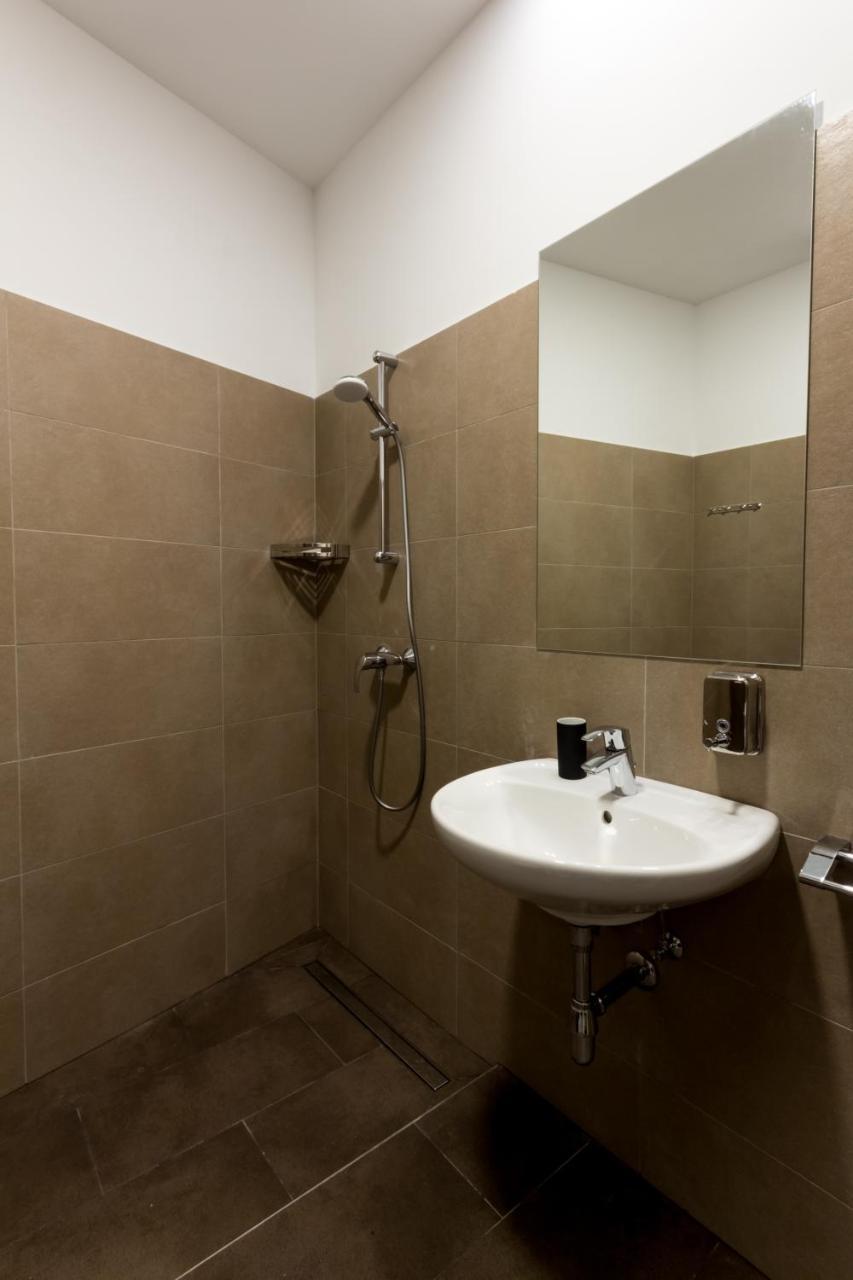 Debo Apartments Naehe Westbahnhof - Contactless Check In Вена Экстерьер фото
