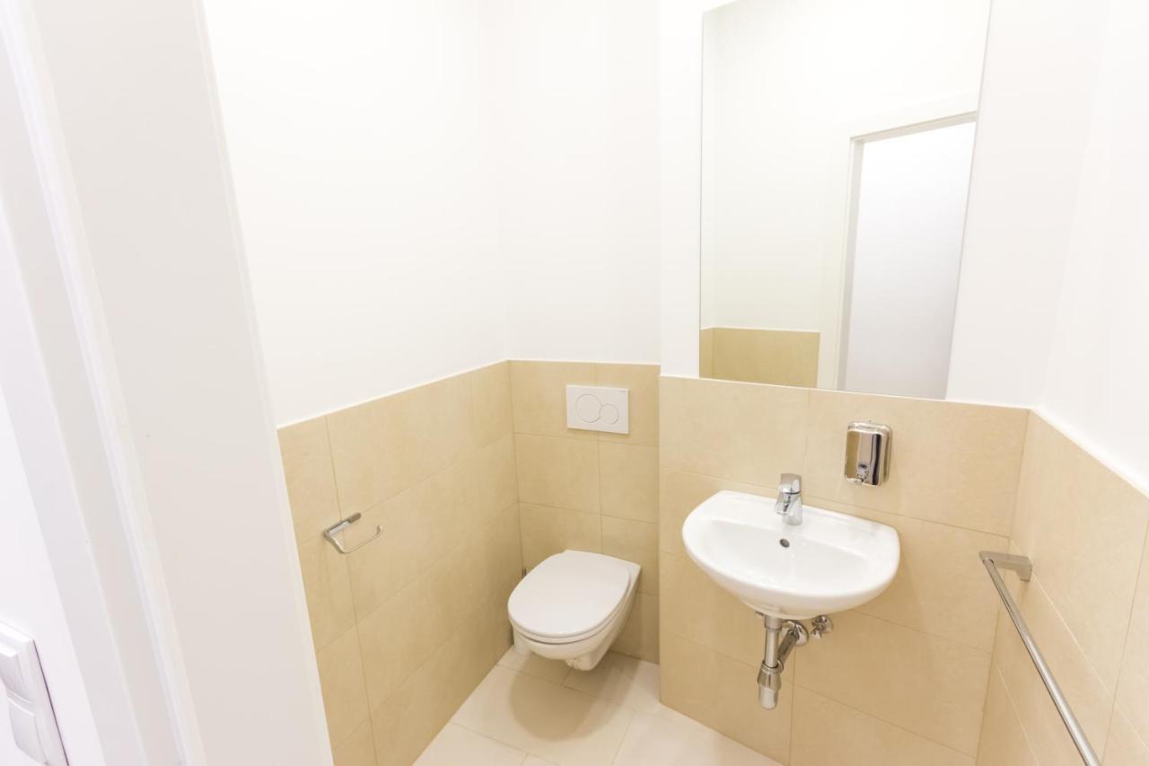 Debo Apartments Naehe Westbahnhof - Contactless Check In Вена Экстерьер фото
